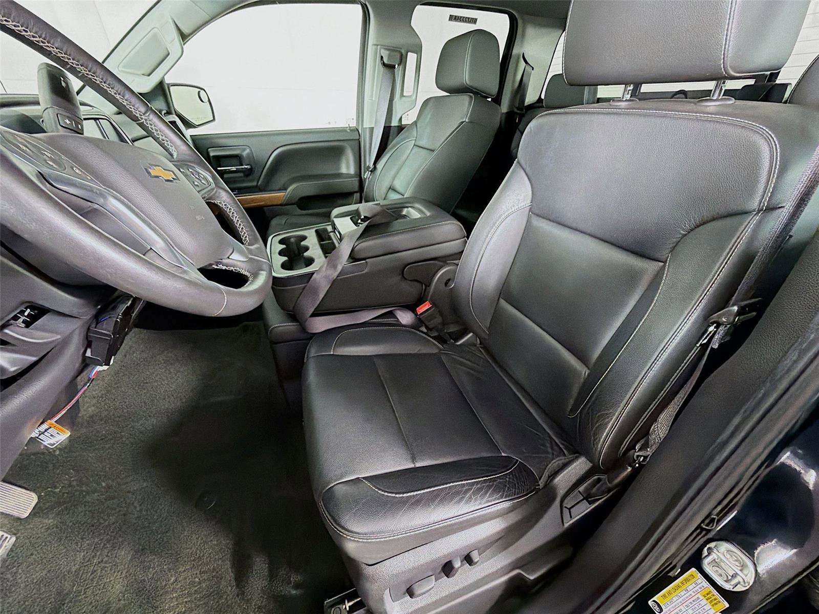 Used 2016 Chevrolet Silverado 1500 LTZ w/ LTZ Plus Package AWD/4WD image 11