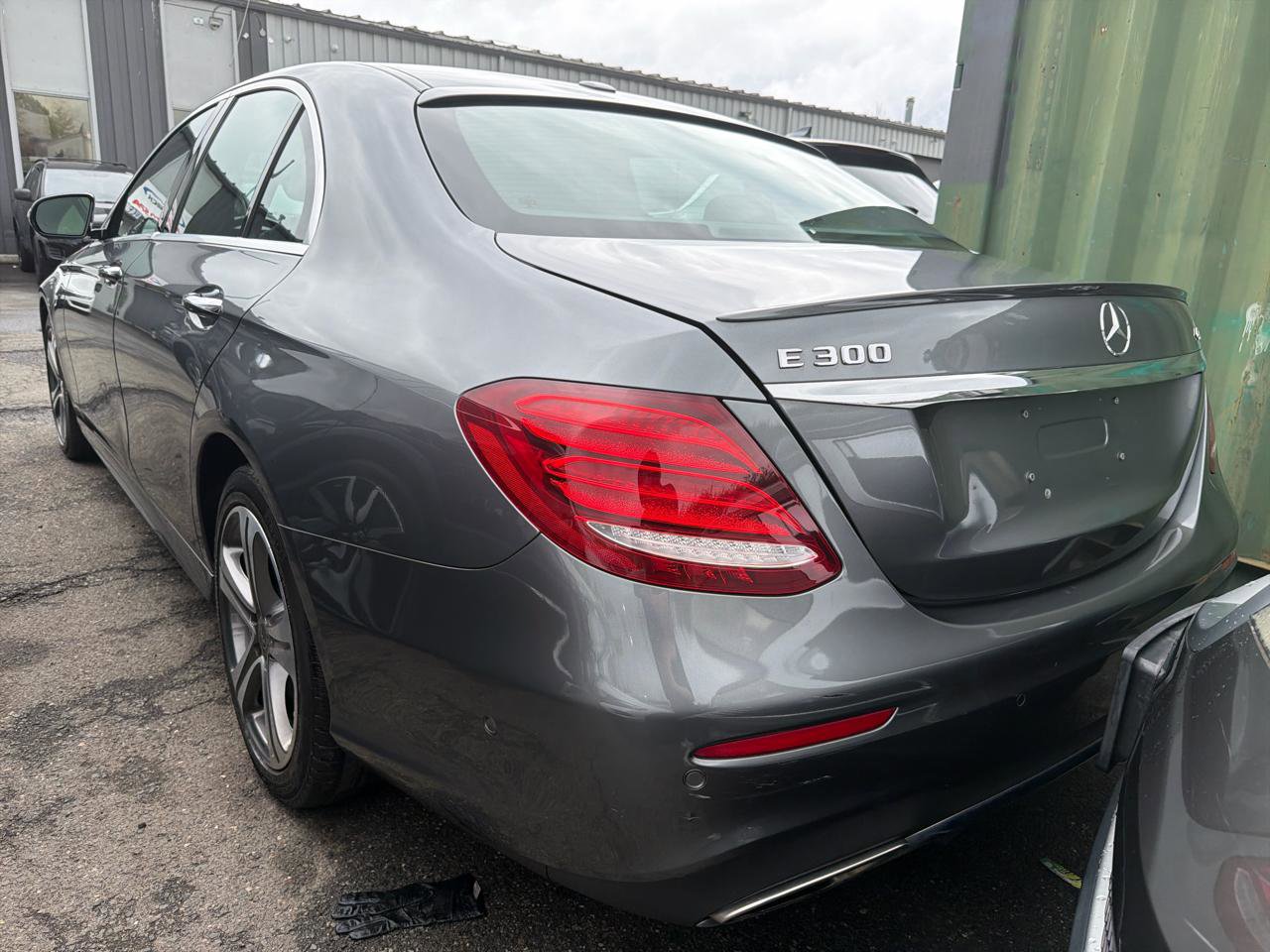Used 2018 Mercedes-Benz E 300 4MATIC image 13