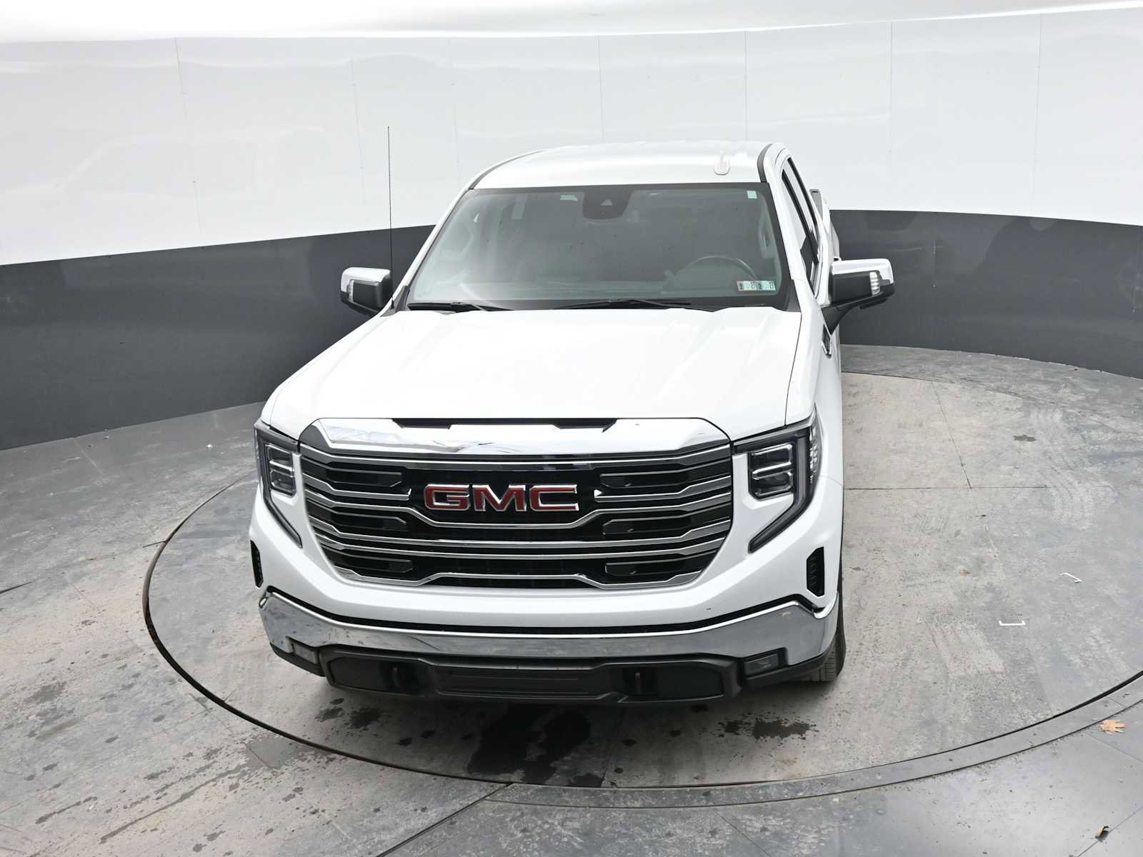 Used 2024 GMC Sierra 1500 SLT image 38