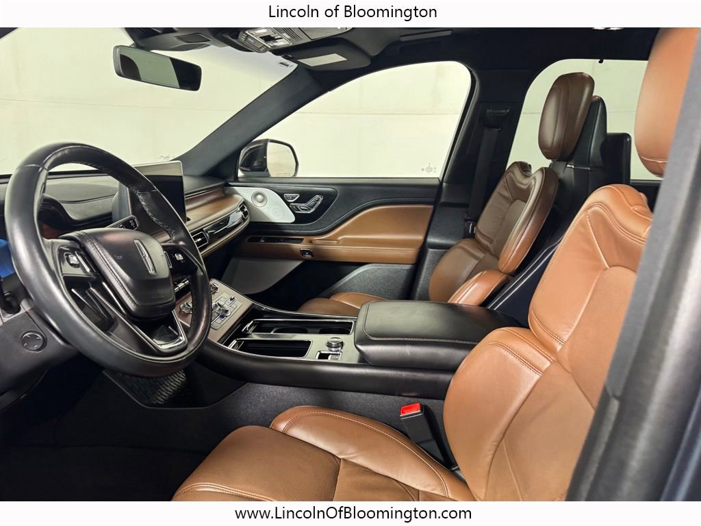 Used 2023 Lincoln Aviator Grand Touring w/ Equipment Group 301A AWD/4WD image 39