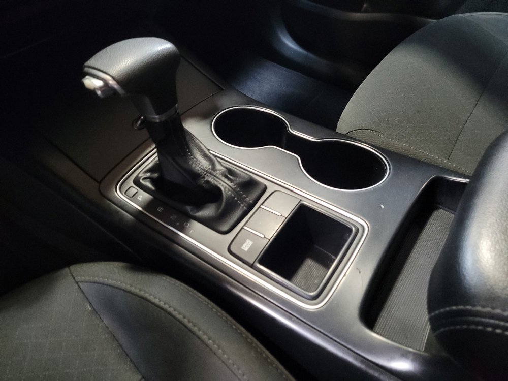 Used 2019 Kia Sorento FWD image 26