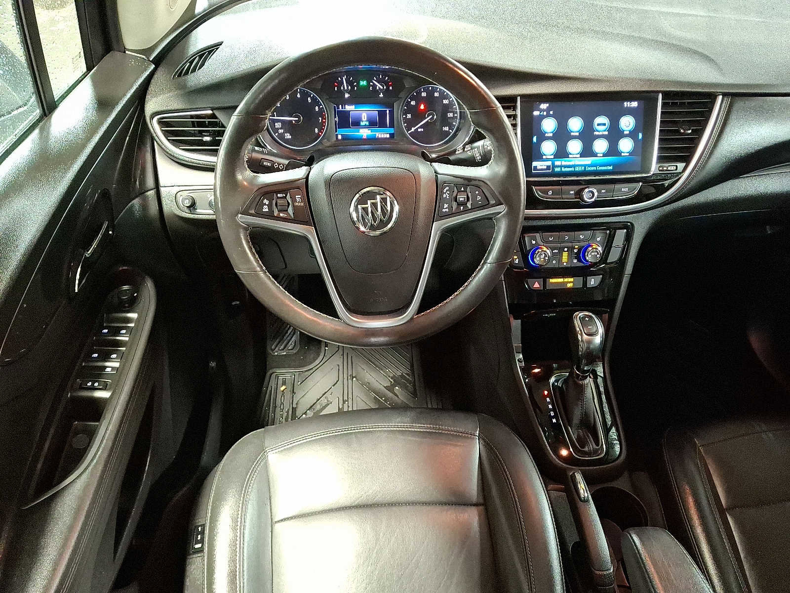 Used 2019 Buick Encore Essence w/ Experience Buick Package image 10