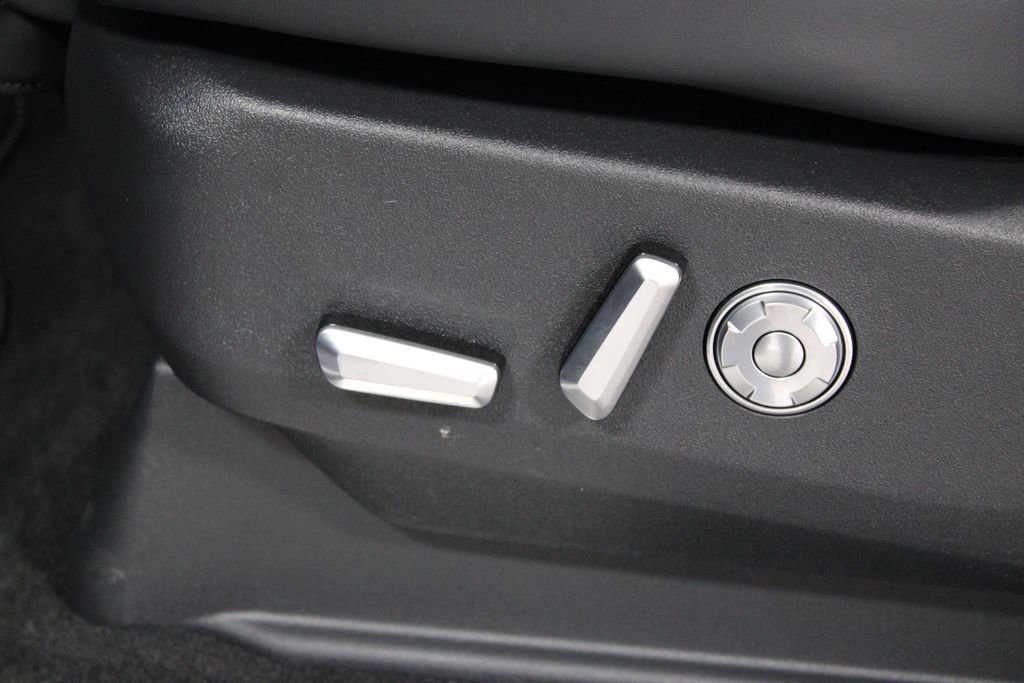 New 2026 Lincoln Navigator Reserve image 22