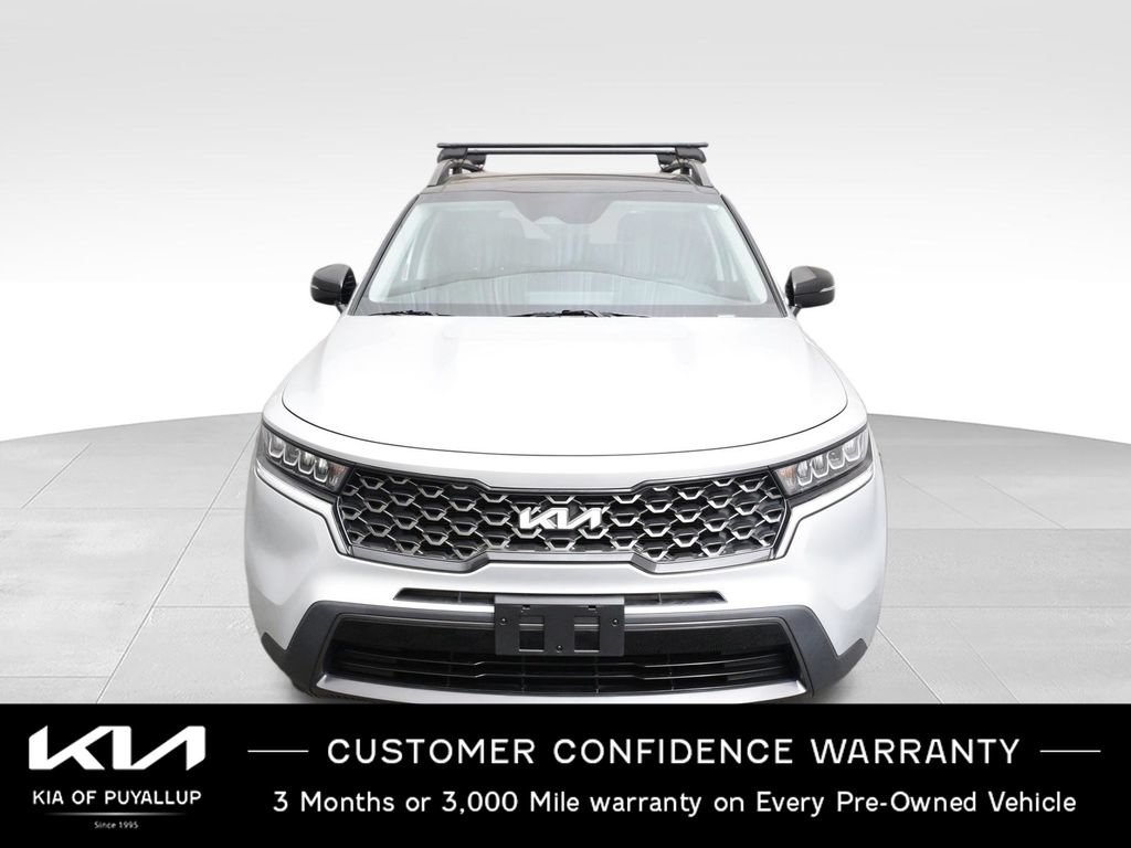 Certified 2022 Kia Sorento S w/ Panoramic Sunroof Package AWD/4WD image 2