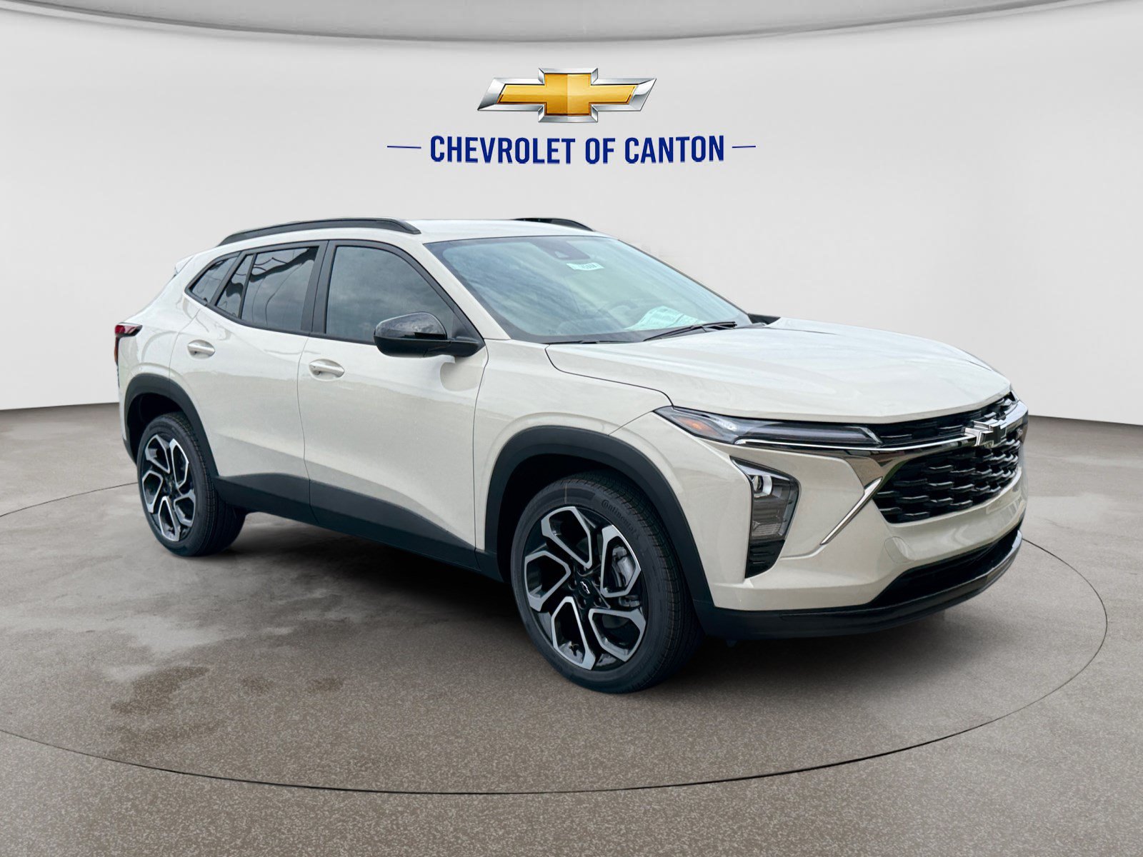 New 2026 Chevrolet Trax RS w/ Driver Confidence Package FWD image 3
