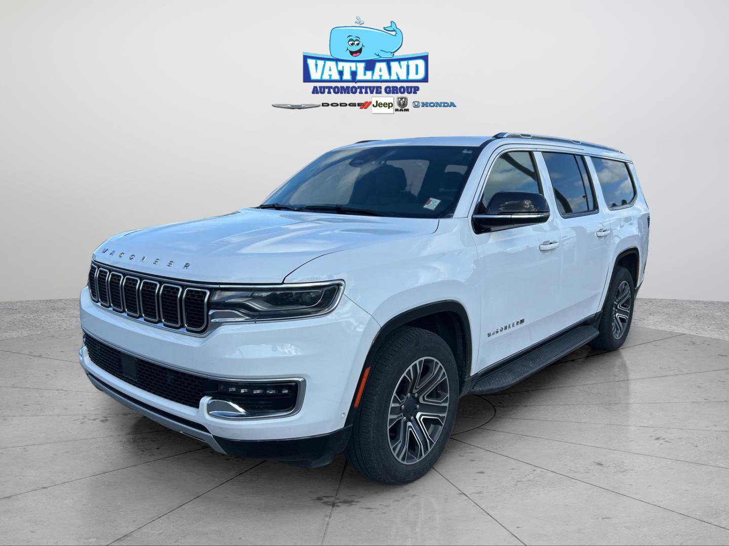 Certified 2024 Jeep Wagoneer L Series II w/ Flexible Seating Group