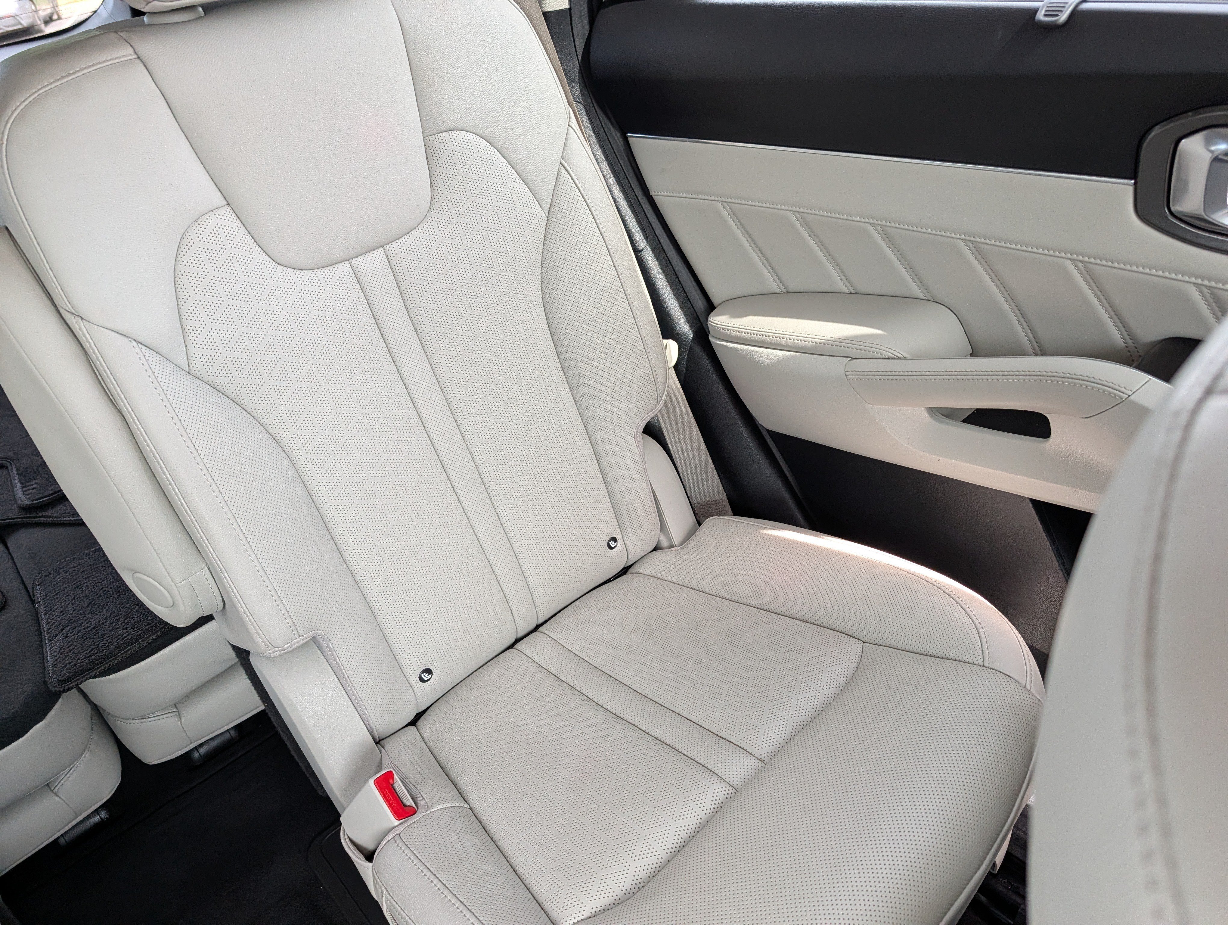 Certified 2023 Kia Sorento SX Prestige AWD/4WD image 14