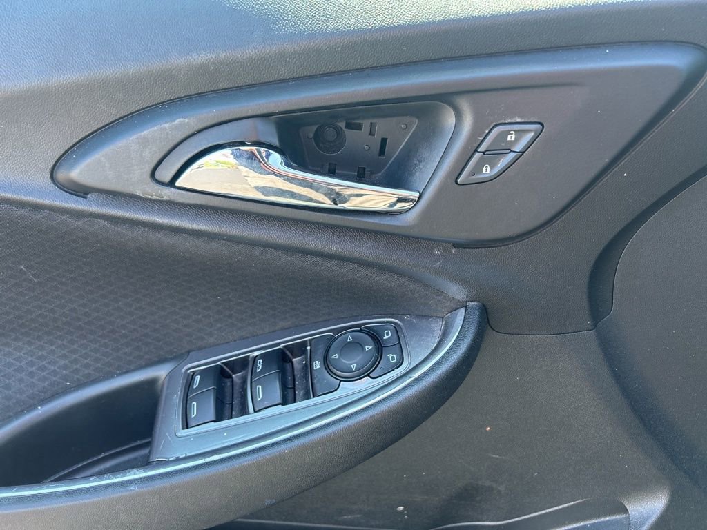 Used 2019 Chevrolet Malibu LT FWD image 15