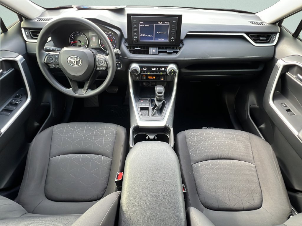 Used 2019 Toyota RAV4 XLE w/ Convenience Package FWD image 14