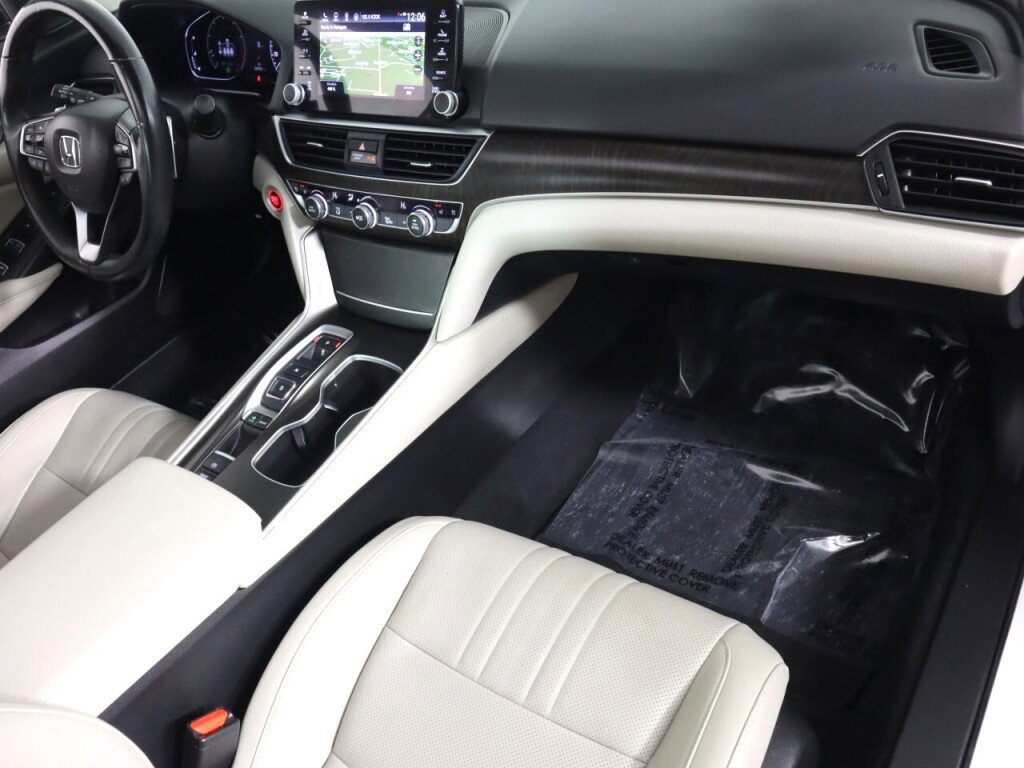 Used 2021 Honda Accord Touring image 45