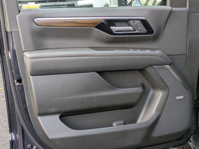 New 2026 Chevrolet Tahoe High Country image 12