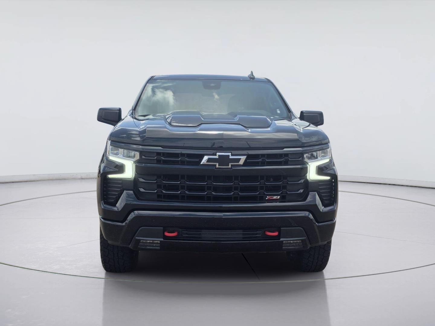 Used 2023 Chevrolet Silverado 1500 LT Trail Boss w/ Protection Package AWD/4WD image 2