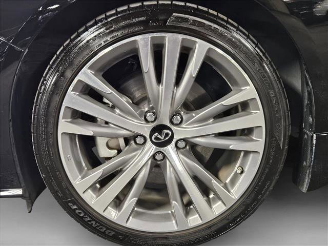 Used 2024 INFINITI Q50 Sensory image 24