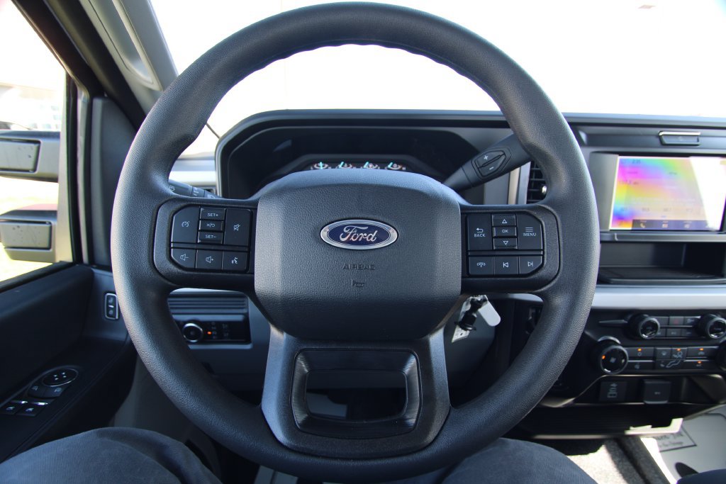 New 2026 Ford F350 XL w/ FX4 Off-Road Package AWD/4WD image 16