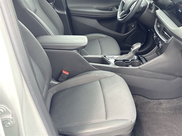 Certified 2024 Buick Encore GX Preferred w/ Comfort Package FWD image 26