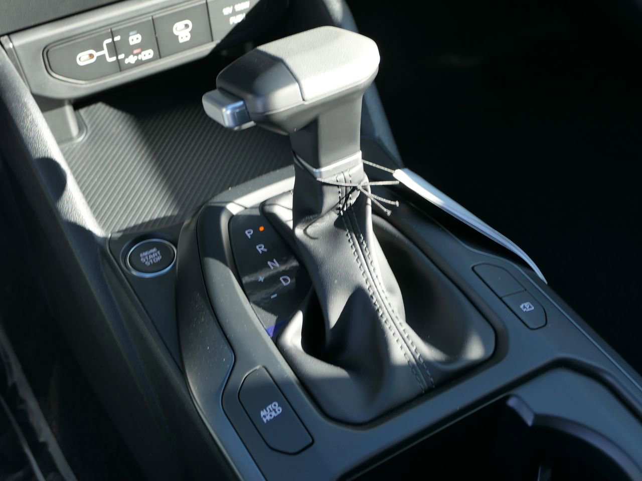 New 2025 Kia K4 LXS image 17