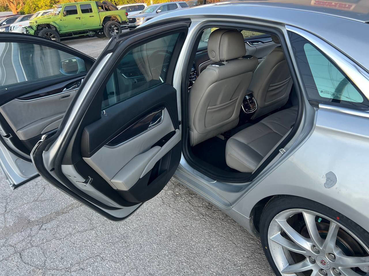 Used 2013 Cadillac XTS Premium AWD/4WD image 12