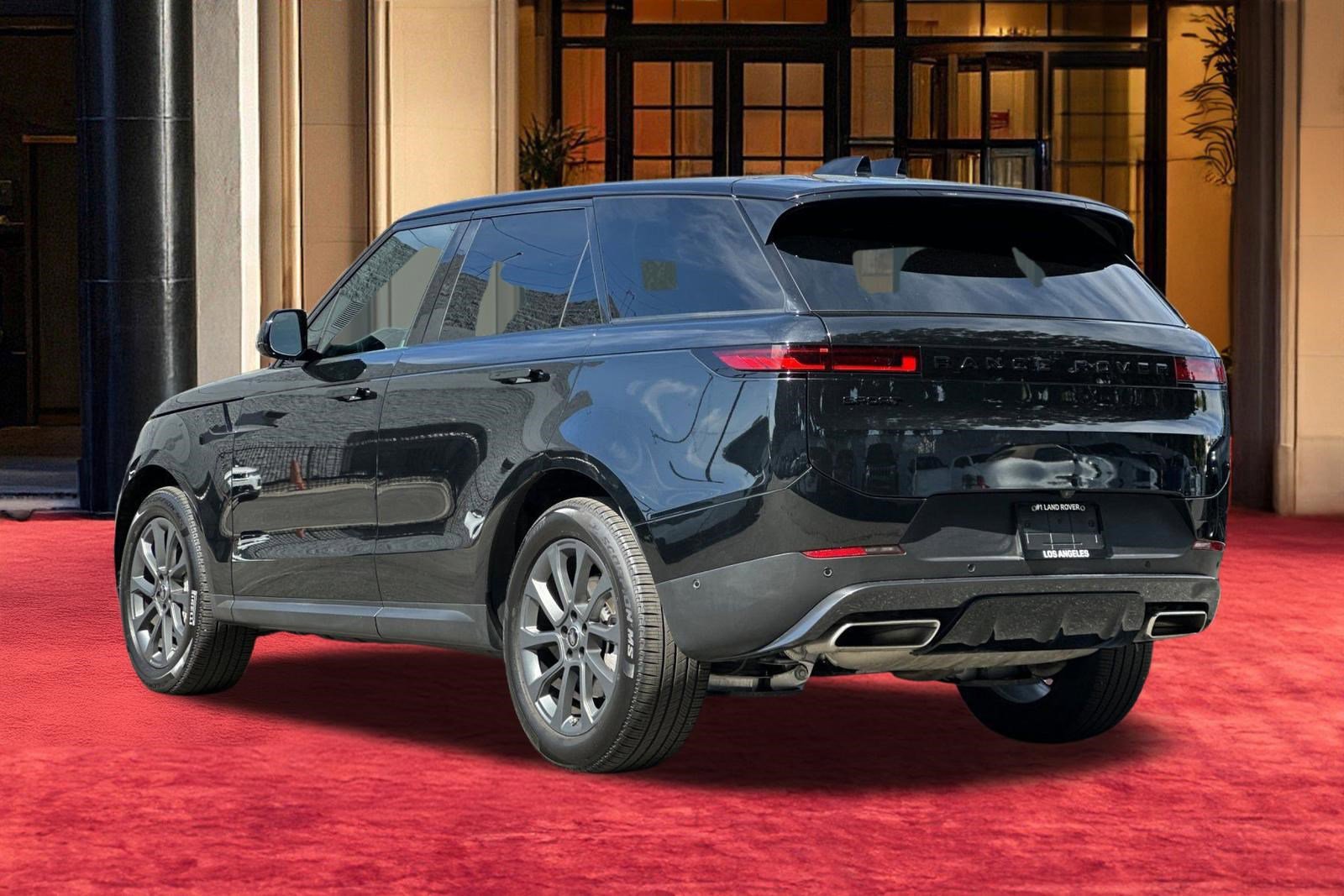 Certified 2025 Land Rover Range Rover Sport SE image 3