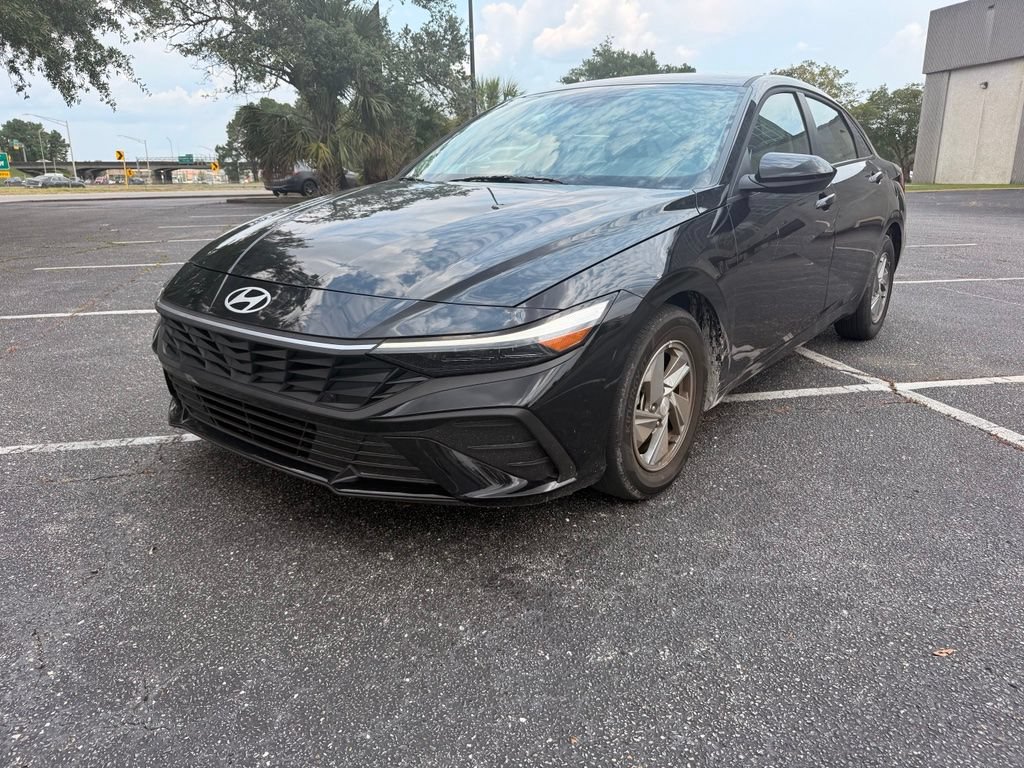 Used 2026 Hyundai Elantra SE