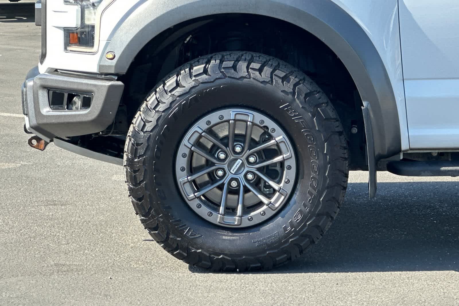 Used 2019 Ford F150 Raptor image 24