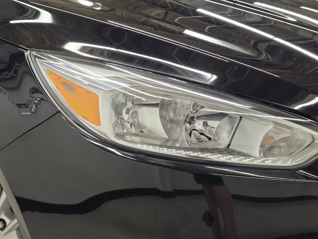 Used 2018 Ford Focus SE w/ Cold Weather Package FWD image 41