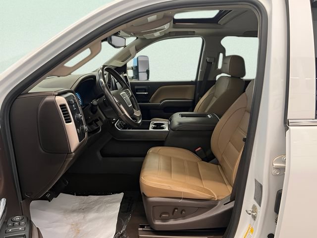 Used 2019 GMC Sierra 3500 Denali w/ Duramax Plus Package AWD/4WD image 19