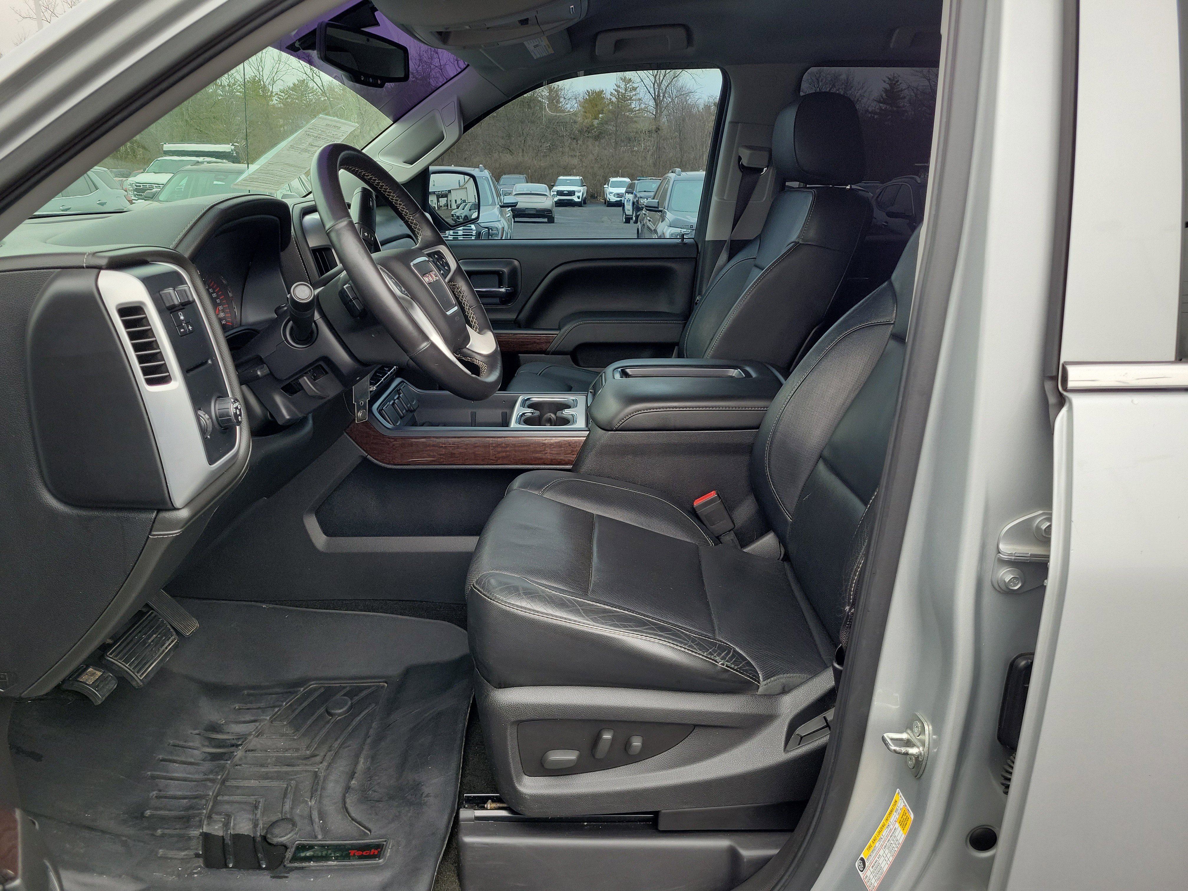 Used 2015 GMC Sierra 1500 SLT w/ SLT Crew Cab Value Package image 17