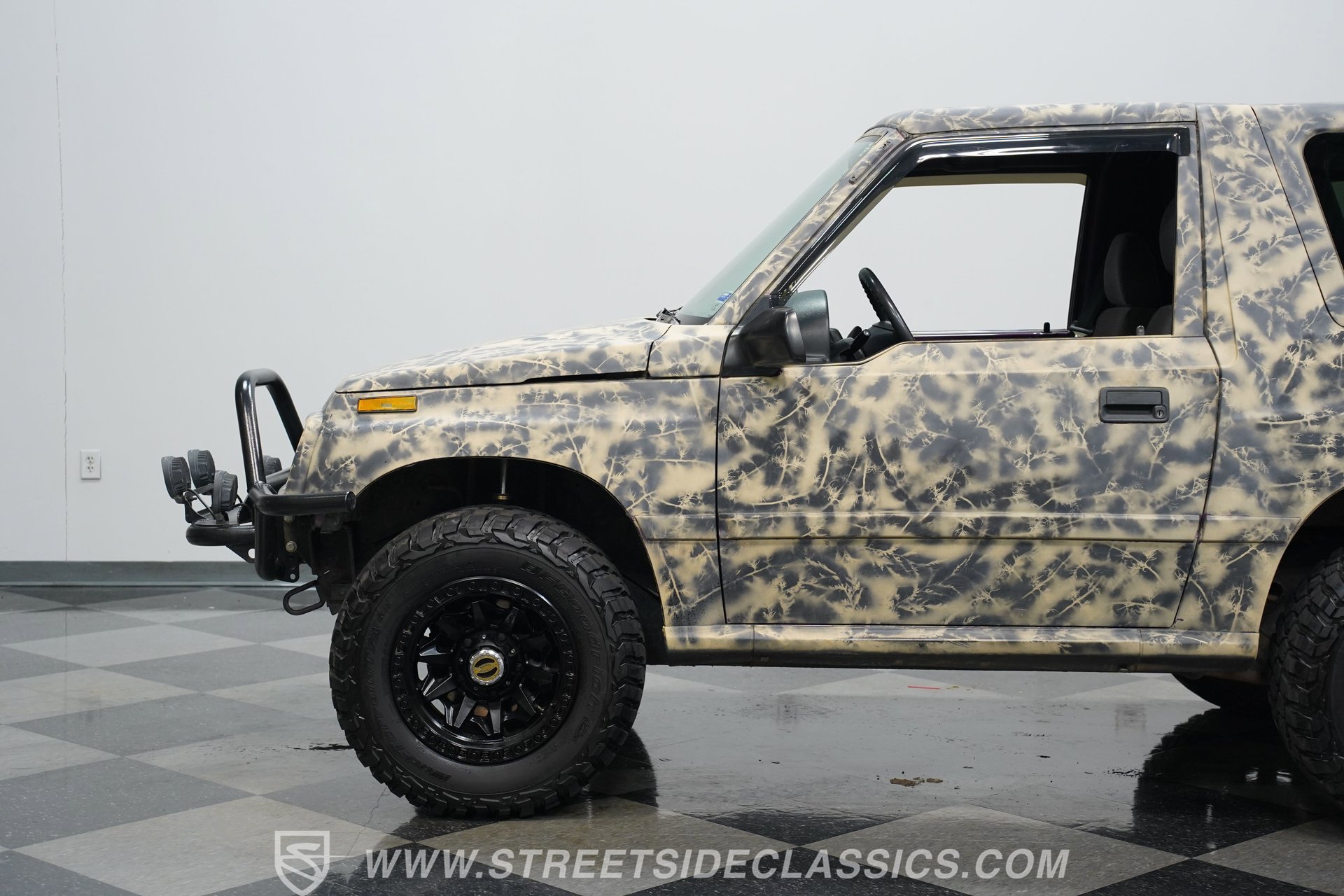 Used 1996 Geo Tracker 4WD 2-Door image 22