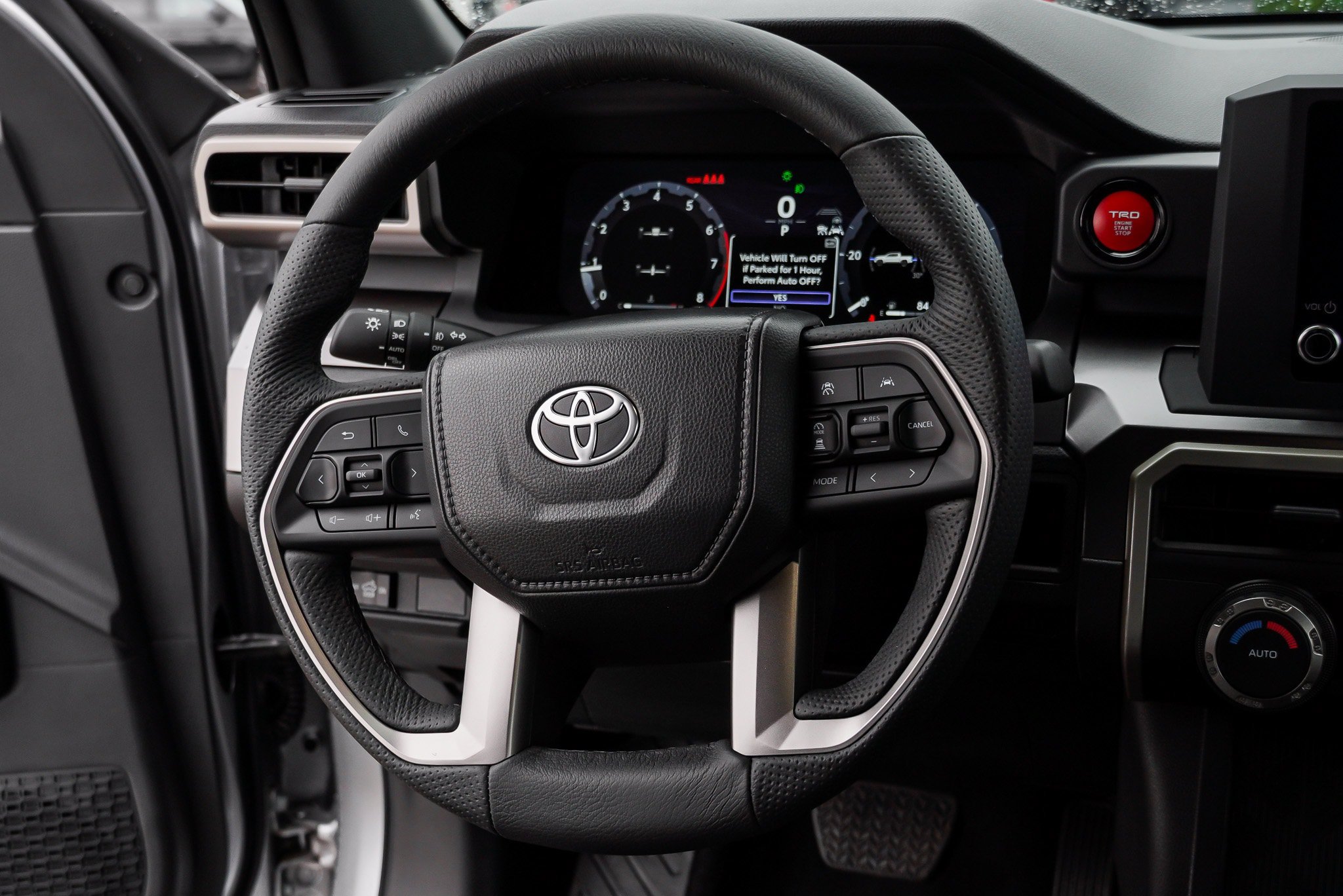 Certified 2025 Toyota Tacoma TRD Off-Road AWD/4WD image 30