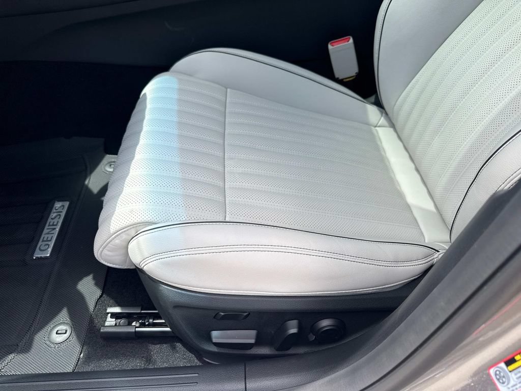 New 2026 Genesis G70 3.3T Sport Prestige RWD image 18