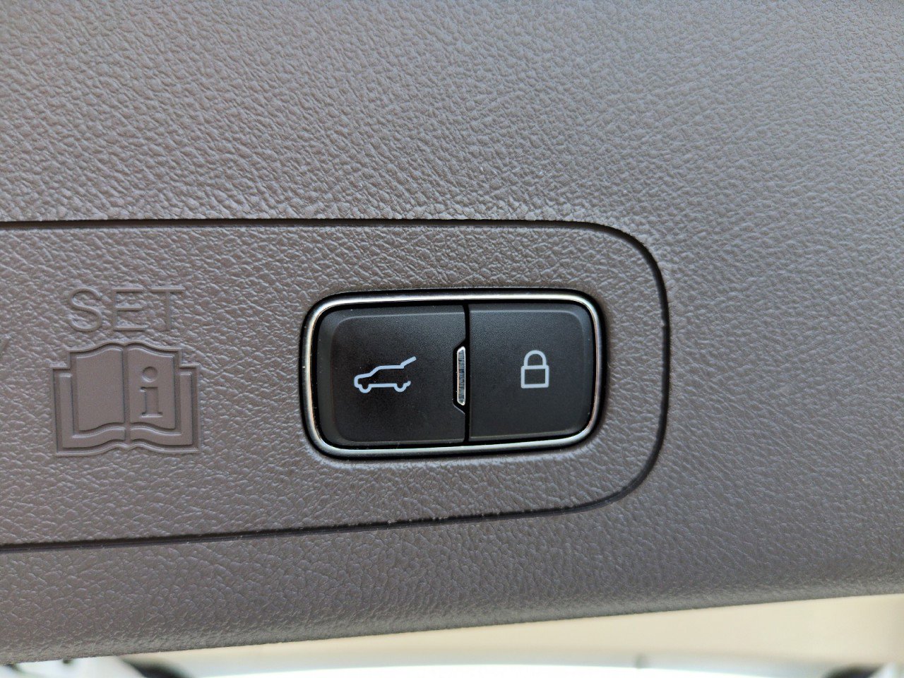 Used 2022 Lincoln Aviator Reserve w/ Equipment Group 201A RWD image 45