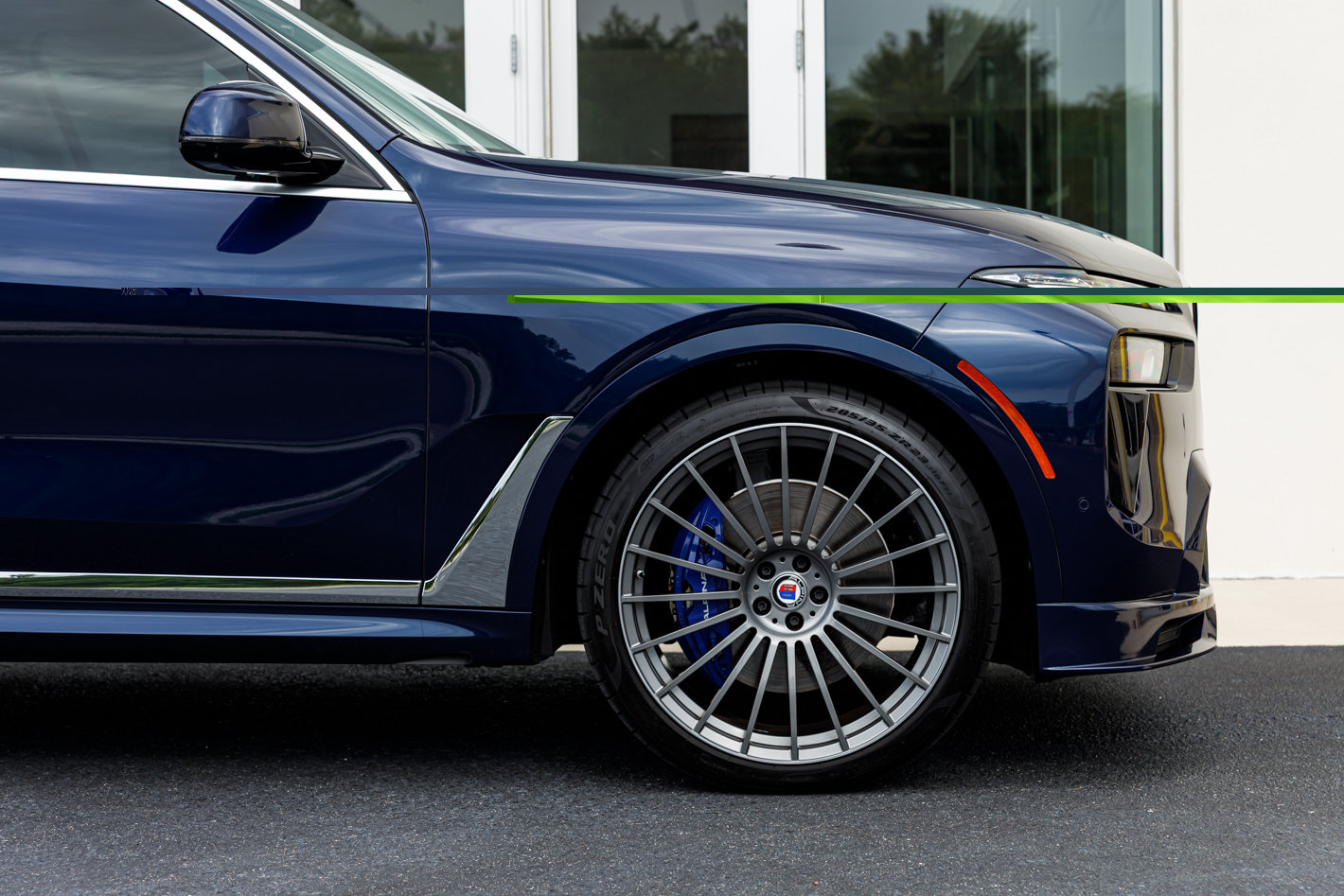 Used 2025 BMW ALPINA XB7 AWD/4WD image 19