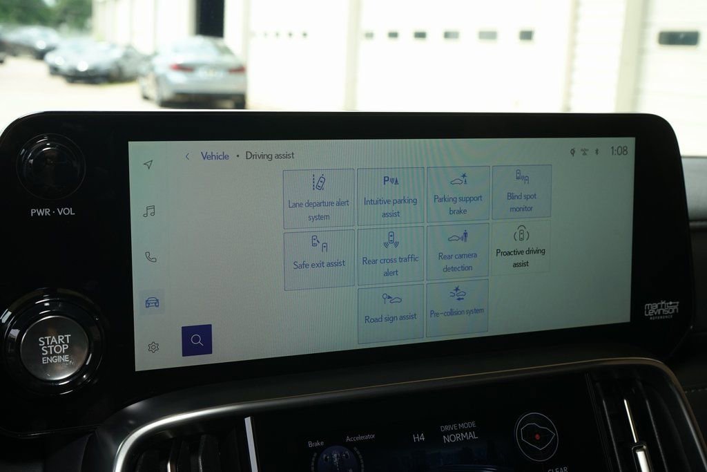 Used 2026 Lexus LX 600 4WD w/ Appearance Package image 15