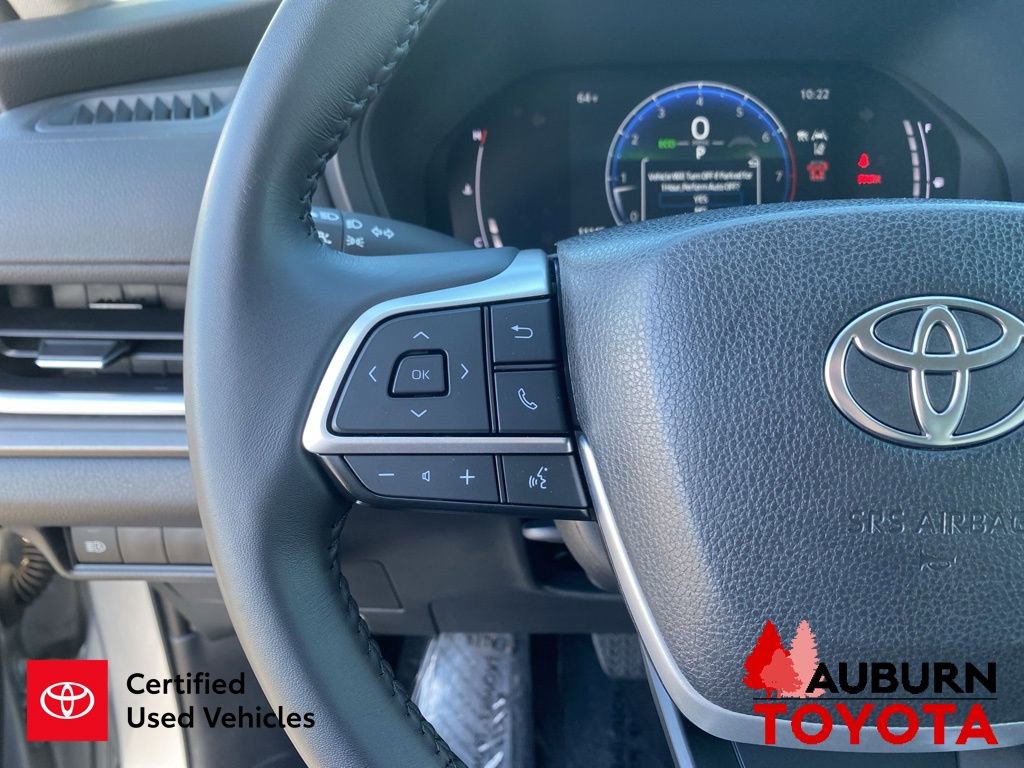 Used 2025 Toyota Grand Highlander AWD image 34
