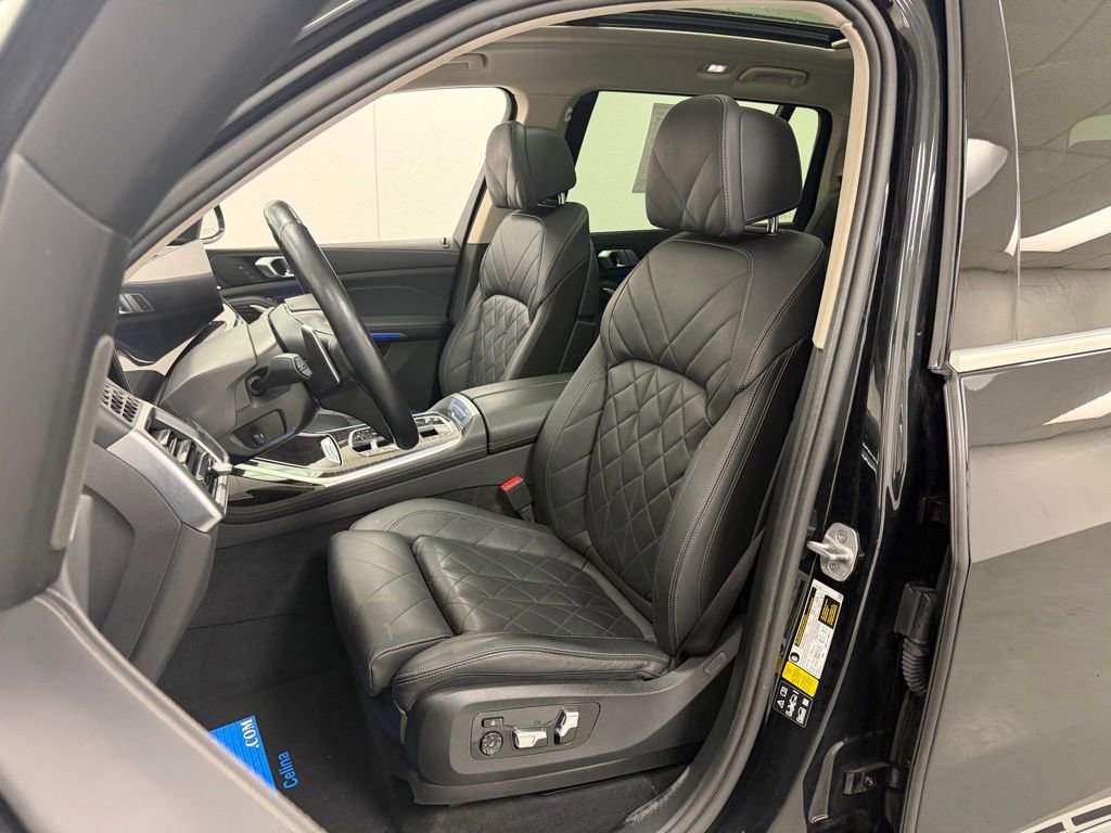 Used 2024 BMW X7 xDrive40i image 24