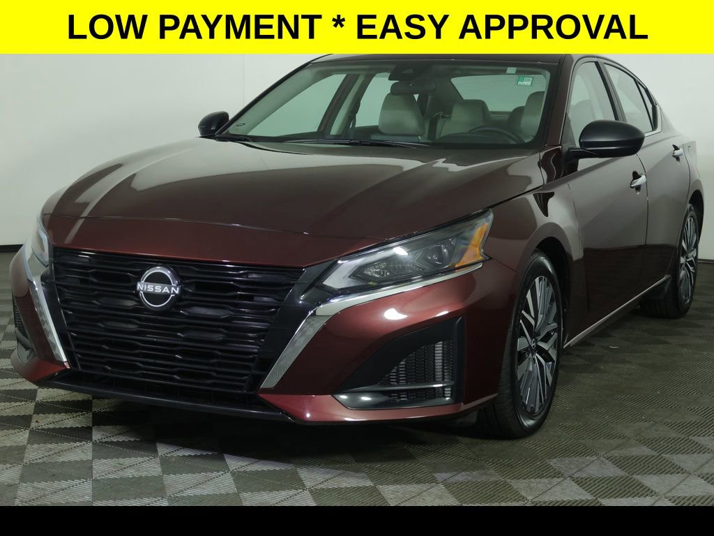 Used 2025 Nissan Altima 2.5 SV