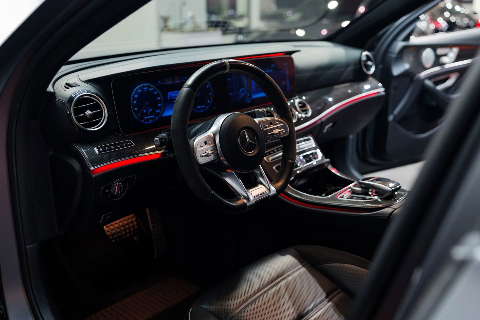 Used 2019 Mercedes-Benz E 63 AMG S image 32