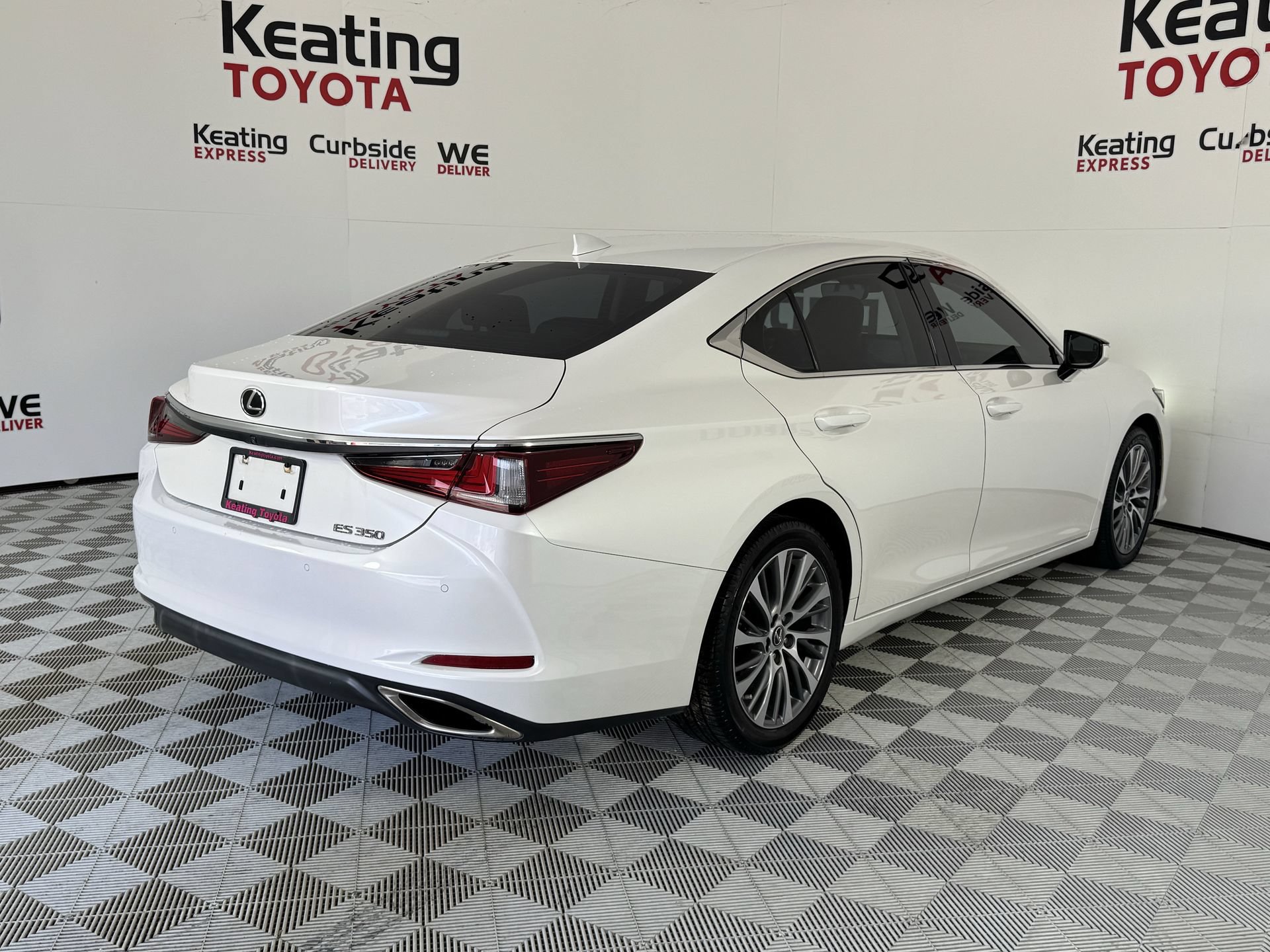 Used 2020 Lexus ES 350 w/ Premium Package FWD image 5
