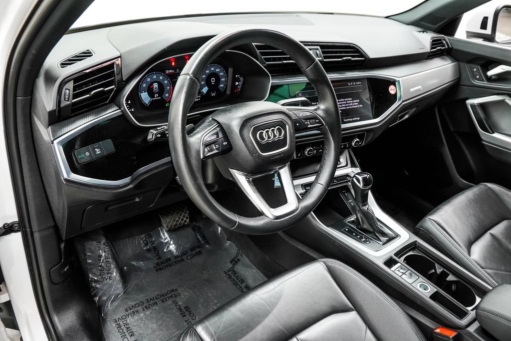 Used 2025 Audi Q3 2.0T Premium AWD/4WD image 21