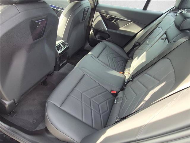 Certified 2024 BMW i5 eDrive40i w/ Premium Package RWD image 17