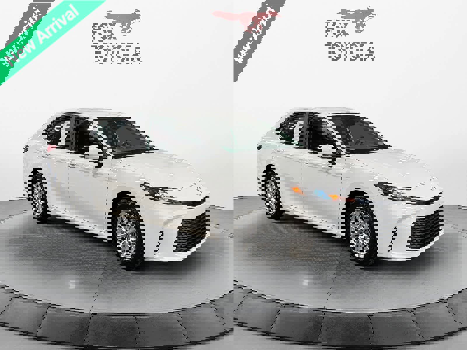 Used 2025 Toyota Camry LE image 8