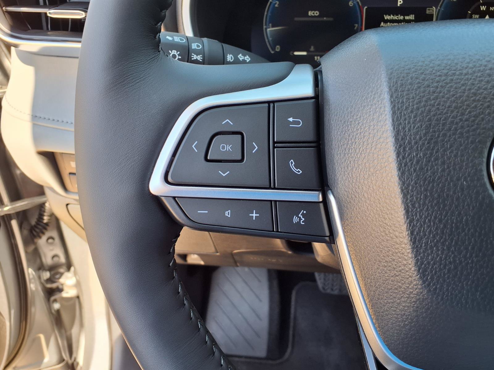 New 2026 Toyota Highlander Limited AWD/4WD image 19