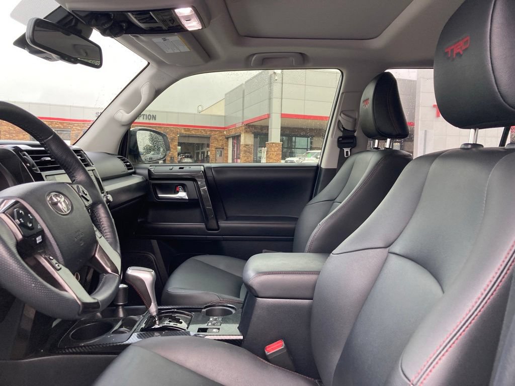 Used 2024 Toyota 4Runner TRD Off-Road Premium w/ Moonroof Package AWD/4WD image 10