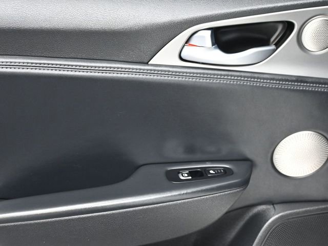 Used 2020 Kia Stinger GT2 image 11