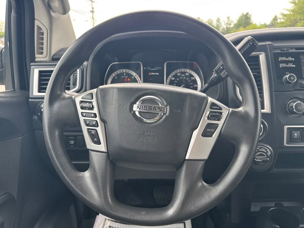 Used 2016 Nissan Titan S AWD/4WD image 15