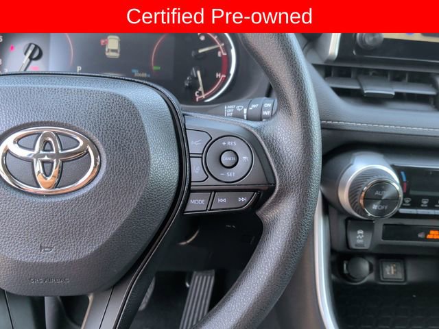 Certified 2025 Toyota RAV4 XLE AWD/4WD image 17