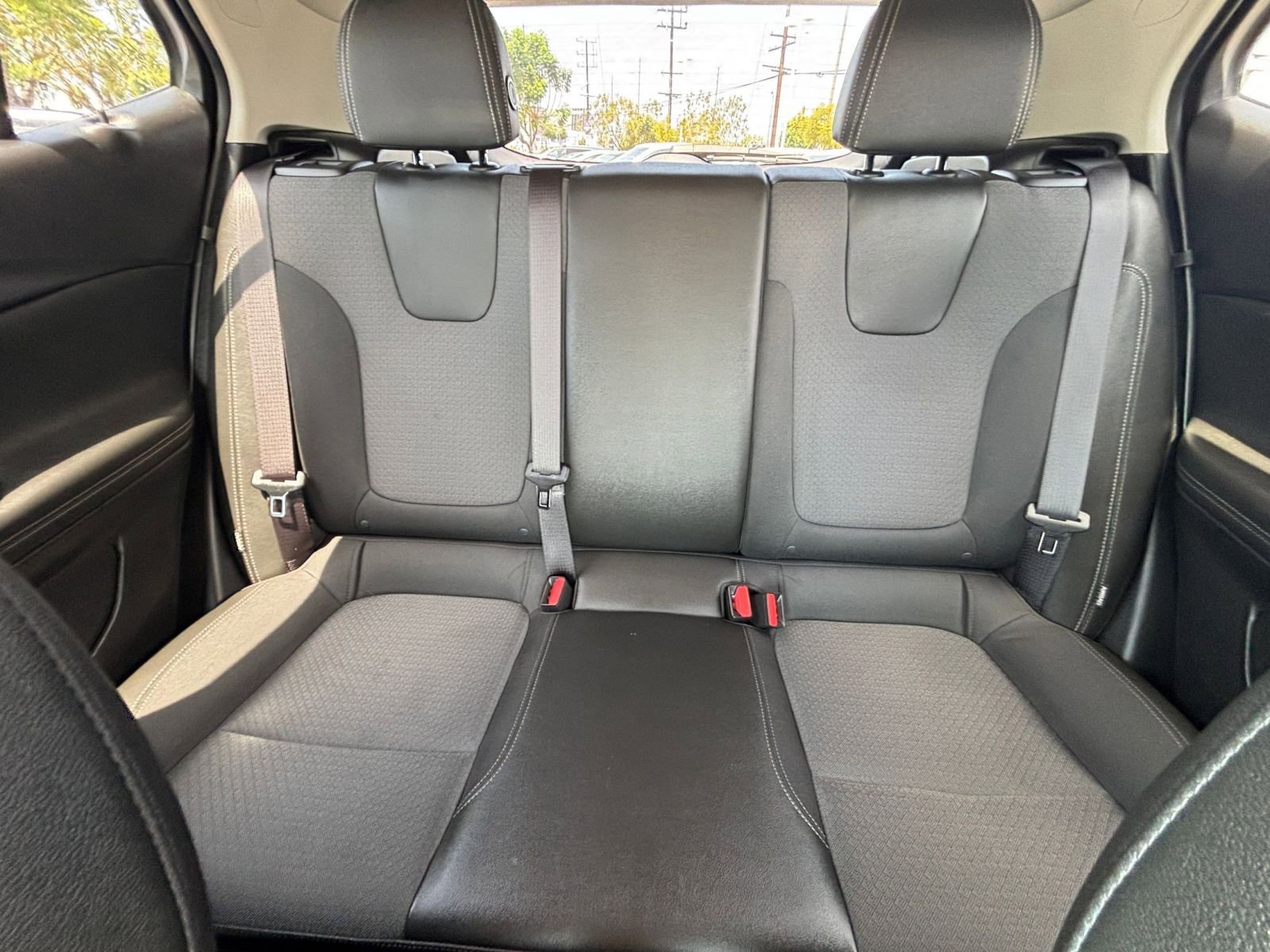 Used 2025 Buick Encore GX Preferred FWD image 43