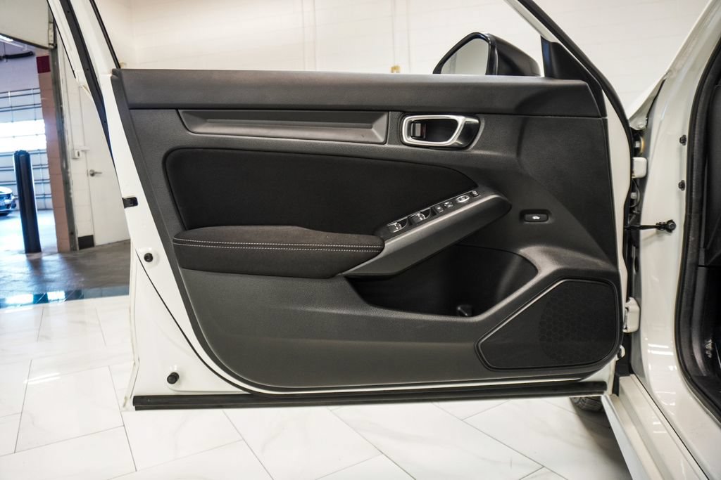 Used 2025 Honda Civic Sport image 19