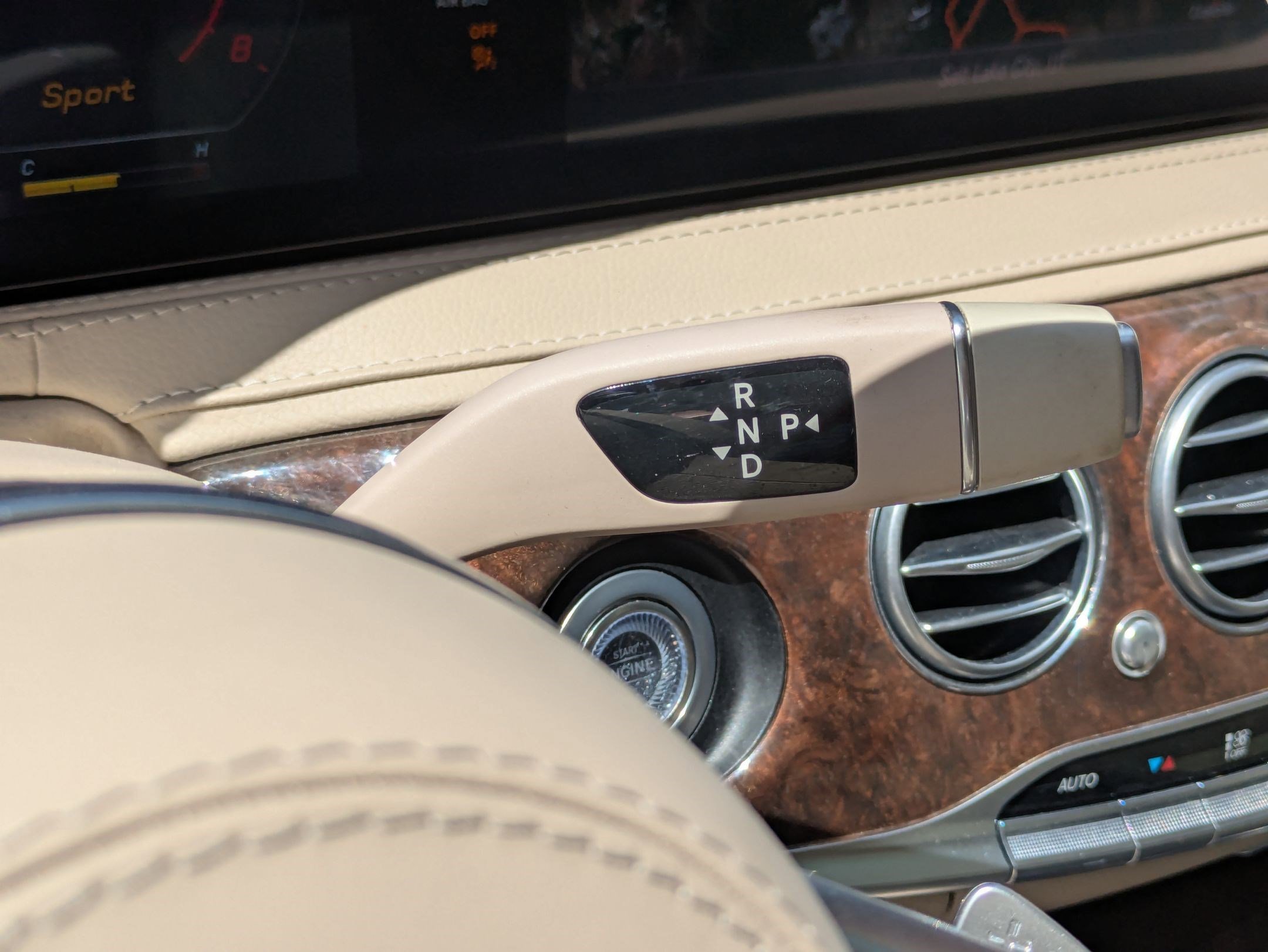 Used 2019 Mercedes-Benz S 560 4MATIC Sedan image 26