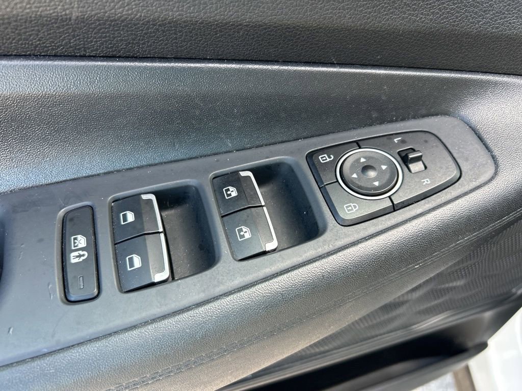 Used 2023 Hyundai Santa Fe SEL image 13